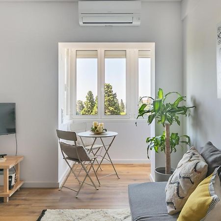 Spacious Apt Campo D'Ourique With Ac Lisboa Exteriör bild